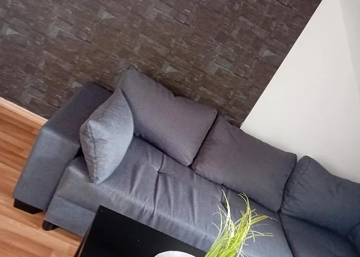 Stellas Monteurwohnungen * Crimmitschau