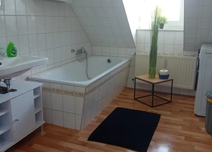 Stellas Monteurwohnungen * Crimmitschau