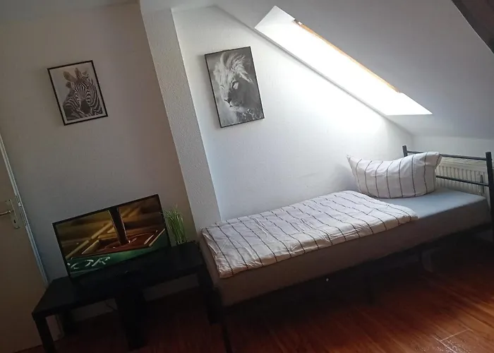 Stellas Monteurwohnungen * Crimmitschau