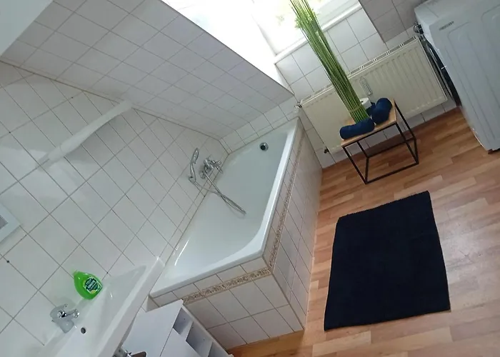 Stellas Monteurwohnungen * Crimmitschau