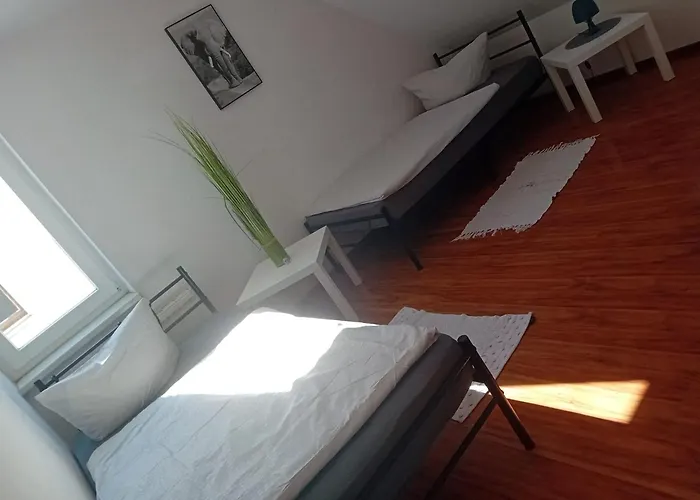 Stellas Monteurwohnungen Apartmán Crimmitschau